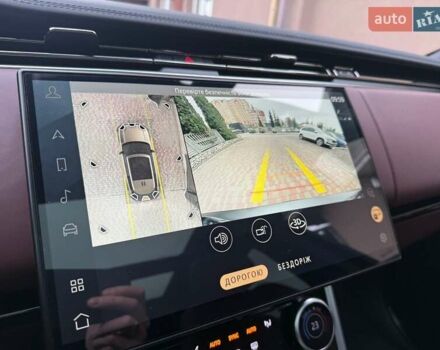Ленд Ровер Рендж Ровер 2023 в Киеве на Automoto.ua Серый Ленд Ровер Рендж Ровер, объемом двигателя 3 л и пробегом 55 тыс. км за 199444 $, фото 17 на Automoto.ua
