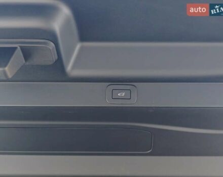 Сірий Ленд Ровер Рендж Ровер, об'ємом двигуна 3 л та пробігом 67 тис. км за 159000 $, фото 51 на Automoto.ua