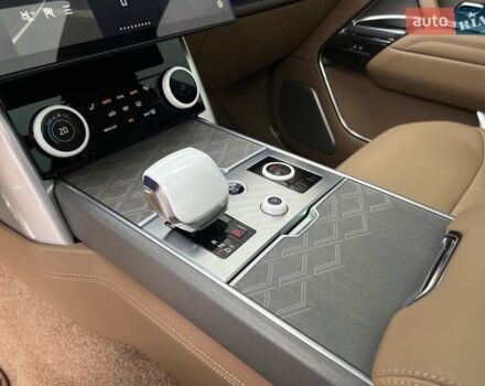 Серый Ленд Ровер Рендж Ровер, объемом двигателя 4.39 л и пробегом 35 тыс. км за 269000 $, фото 18 на Automoto.ua