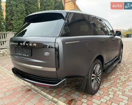 Ленд Ровер Рендж Ровер 2023 в Киеве на Automoto.ua Серый Ленд Ровер Рендж Ровер, объемом двигателя 3 л и пробегом 55 тыс. км за 199444 $, фото 8 на Automoto.ua