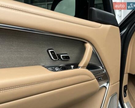 Серый Ленд Ровер Рендж Ровер, объемом двигателя 4.39 л и пробегом 35 тыс. км за 269000 $, фото 22 на Automoto.ua