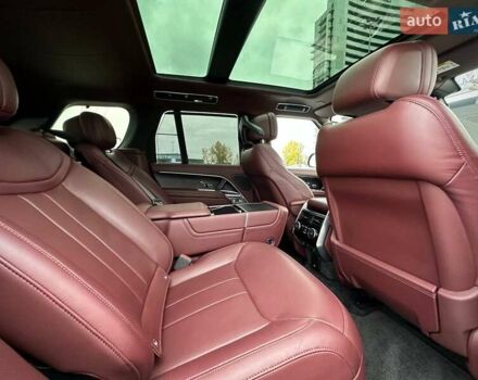 Ленд Ровер Рендж Ровер 2023 в Киеве на Automoto.ua Серый Ленд Ровер Рендж Ровер, объемом двигателя 3 л и пробегом 40 тыс. км за 179900 $, фото 78 на Automoto.ua