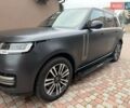 Ленд Ровер Рендж Ровер 2023 в Киеве на Automoto.ua Серый Ленд Ровер Рендж Ровер, объемом двигателя 3 л и пробегом 55 тыс. км за 199444 $, фото 1 на Automoto.ua