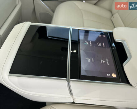 Сірий Ленд Ровер Рендж Ровер, об'ємом двигуна 4.39 л та пробігом 65 тис. км за 179999 $, фото 20 на Automoto.ua