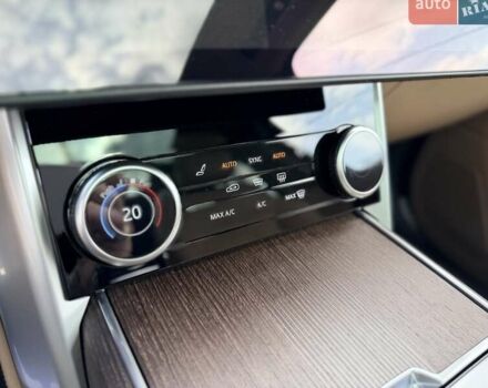 Серый Ленд Ровер Рендж Ровер, объемом двигателя 3 л и пробегом 63 тыс. км за 162500 $, фото 40 на Automoto.ua