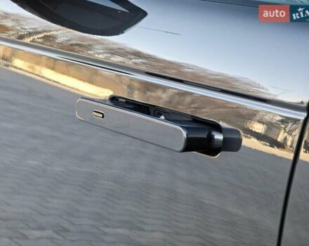 Сірий Ленд Ровер Рендж Ровер, об'ємом двигуна 3 л та пробігом 67 тис. км за 159000 $, фото 19 на Automoto.ua