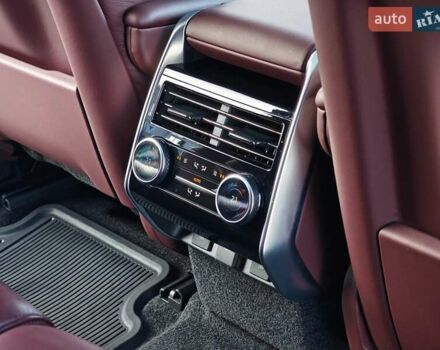 Сірий Ленд Ровер Рендж Ровер, об'ємом двигуна 3 л та пробігом 67 тис. км за 159000 $, фото 61 на Automoto.ua