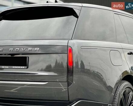 Ленд Ровер Рендж Ровер 2023 в Киеве на Automoto.ua Серый Ленд Ровер Рендж Ровер, объемом двигателя 3 л и пробегом 40 тыс. км за 179900 $, фото 20 на Automoto.ua