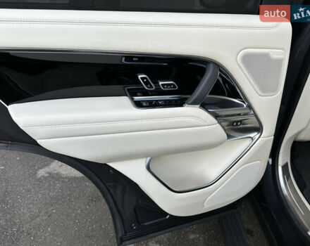 Сірий Ленд Ровер Рендж Ровер, об'ємом двигуна 4.39 л та пробігом 65 тис. км за 179999 $, фото 18 на Automoto.ua