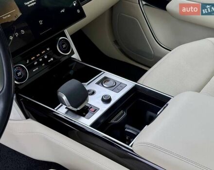 Серый Ленд Ровер Рендж Ровер, объемом двигателя 4.39 л и пробегом 64 тыс. км за 173000 $, фото 21 на Automoto.ua