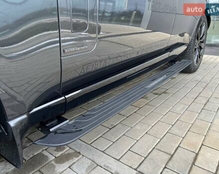 Серый Ленд Ровер Рендж Ровер, объемом двигателя 3 л и пробегом 3 тыс. км за 223790 $, фото 32 на Automoto.ua