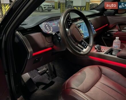 Серый Ленд Ровер Рендж Ровер, объемом двигателя 3 л и пробегом 30 тыс. км за 197000 $, фото 5 на Automoto.ua