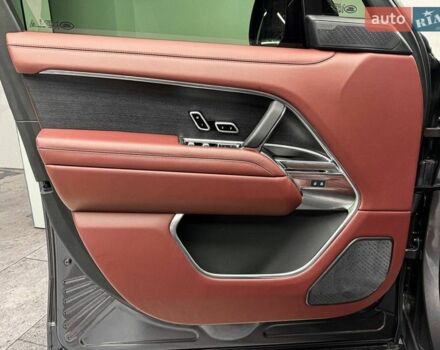 Серый Ленд Ровер Рендж Ровер, объемом двигателя 4.39 л и пробегом 7 тыс. км за 253000 $, фото 18 на Automoto.ua