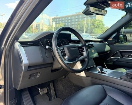 Сірий Ленд Ровер Рендж Ровер, об'ємом двигуна 4.39 л та пробігом 21 тис. км за 248999 $, фото 13 на Automoto.ua
