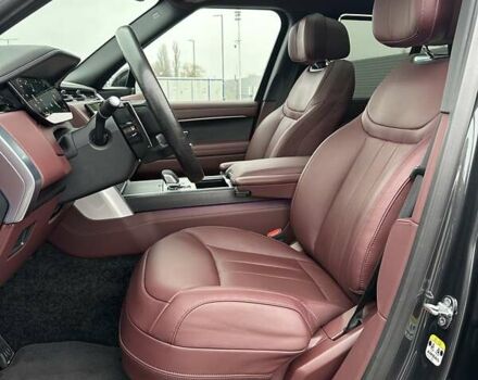 Серый Ленд Ровер Рендж Ровер, объемом двигателя 4.39 л и пробегом 18 тыс. км за 238000 $, фото 13 на Automoto.ua