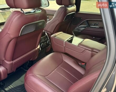 Сірий Ленд Ровер Рендж Ровер, об'ємом двигуна 3 л та пробігом 29 тис. км за 210000 $, фото 16 на Automoto.ua