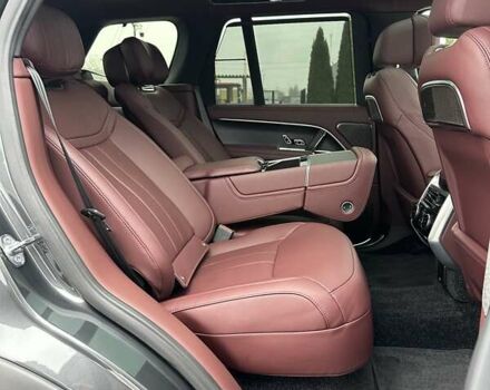 Серый Ленд Ровер Рендж Ровер, объемом двигателя 4.39 л и пробегом 18 тыс. км за 238000 $, фото 27 на Automoto.ua