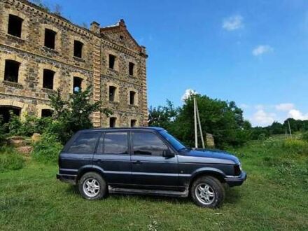 Ленд Ровер Рендж Ровер 1998 в Ананьеве на Automoto.ua Серый Ленд Ровер Рендж Ровер, объемом двигателя 4.6 л и пробегом 370 тыс. км за 4000 $, фото 1 на Automoto.ua