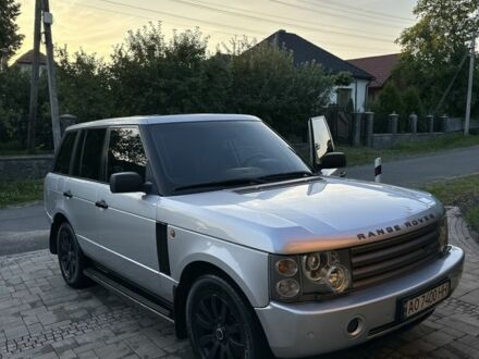 Ленд Ровер Рендж Ровер 2004 в Хусте на Automoto.ua Серый Ленд Ровер Рендж Ровер, объемом двигателя 2.9 л и пробегом 300 тыс. км за 10500 $, фото 1 на Automoto.ua