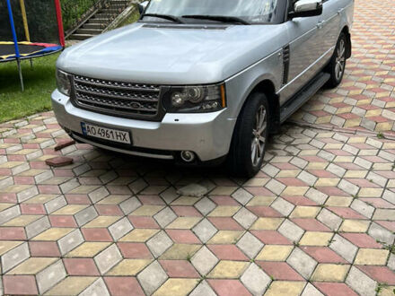 Ленд Ровер Рендж Ровер 2006 в Рахове на Automoto.ua Серый Ленд Ровер Рендж Ровер, объемом двигателя 4.2 л и пробегом 185 тыс. км за 12500 $, фото 1 на Automoto.ua