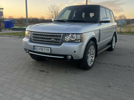 Ленд Ровер Рендж Ровер 2006 у Чернівцях на Automoto.ua Сірий Ленд Ровер Рендж Ровер, об'ємом двигуна 4.2 л та пробігом 188 тис. км за 9999 $, фото 1 на Automoto.ua