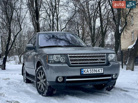 Ленд Ровер Рендж Ровер 2011 в Киеве на Automoto.ua Серый Ленд Ровер Рендж Ровер, объемом двигателя 4.37 л и пробегом 240 тыс. км за 18500 $, фото 1 на Automoto.ua