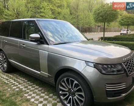 Ленд Ровер Рендж Ровер 2018 у Чернівцях на Automoto.ua Сірий Ленд Ровер Рендж Ровер, об'ємом двигуна 5 л та пробігом 83 тис. км за 80258 $, фото 1 на Automoto.ua