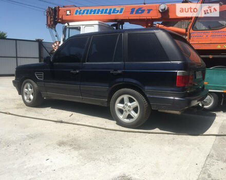 Синий Ленд Ровер Рендж Ровер, объемом двигателя 4.6 л и пробегом 350 тыс. км за 5200 $, фото 2 на Automoto.ua