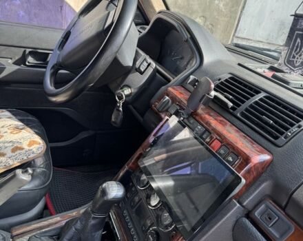 Синий Ленд Ровер Рендж Ровер, объемом двигателя 4 л и пробегом 350 тыс. км за 5000 $, фото 6 на Automoto.ua