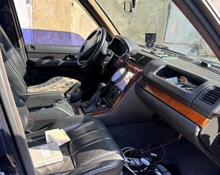 Синий Ленд Ровер Рендж Ровер, объемом двигателя 4 л и пробегом 350 тыс. км за 4999 $, фото 5 на Automoto.ua