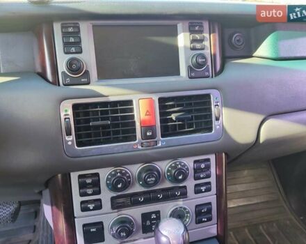 Синий Ленд Ровер Рендж Ровер, объемом двигателя 4.4 л и пробегом 368 тыс. км за 7900 $, фото 11 на Automoto.ua