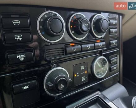 Синій Ленд Ровер Рендж Ровер, об'ємом двигуна 4.4 л та пробігом 250 тис. км за 9450 $, фото 37 на Automoto.ua