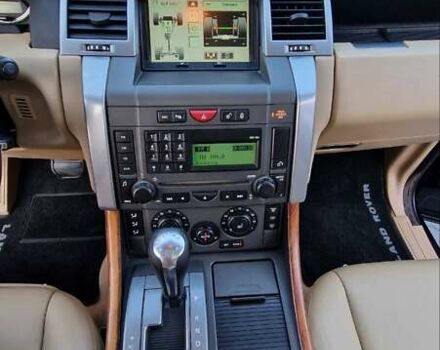 Синий Ленд Ровер Рендж Ровер, объемом двигателя 4.4 л и пробегом 175 тыс. км за 9300 $, фото 46 на Automoto.ua