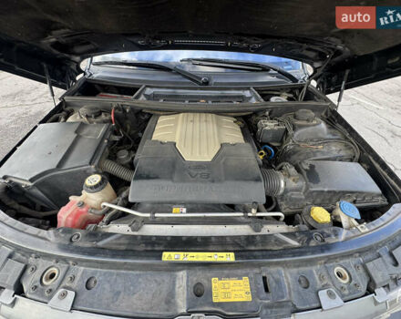 Синий Ленд Ровер Рендж Ровер, объемом двигателя 4.2 л и пробегом 300 тыс. км за 11000 $, фото 45 на Automoto.ua