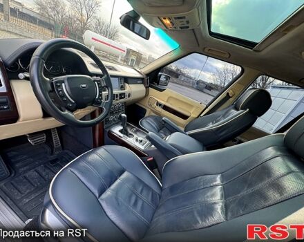 Синий Ленд Ровер Рендж Ровер, объемом двигателя 4.2 л и пробегом 300 тыс. км за 11000 $, фото 11 на Automoto.ua