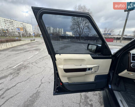 Синий Ленд Ровер Рендж Ровер, объемом двигателя 4.2 л и пробегом 300 тыс. км за 11000 $, фото 39 на Automoto.ua