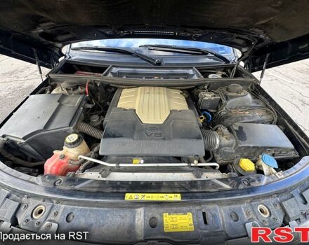 Синий Ленд Ровер Рендж Ровер, объемом двигателя 4.2 л и пробегом 300 тыс. км за 11000 $, фото 12 на Automoto.ua