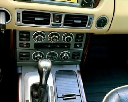 Синий Ленд Ровер Рендж Ровер, объемом двигателя 4.2 л и пробегом 242 тыс. км за 12000 $, фото 12 на Automoto.ua