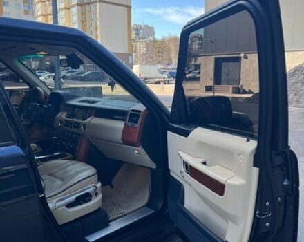 Синій Ленд Ровер Рендж Ровер, об'ємом двигуна 5 л та пробігом 194 тис. км за 13300 $, фото 15 на Automoto.ua