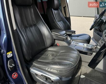 Синій Ленд Ровер Рендж Ровер, об'ємом двигуна 4.37 л та пробігом 394 тис. км за 19900 $, фото 16 на Automoto.ua