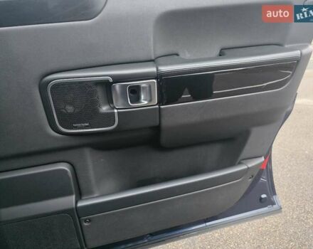 Синий Ленд Ровер Рендж Ровер, объемом двигателя 4.37 л и пробегом 394 тыс. км за 25000 $, фото 13 на Automoto.ua