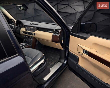 Синий Ленд Ровер Рендж Ровер, объемом двигателя 4.37 л и пробегом 190 тыс. км за 23000 $, фото 6 на Automoto.ua