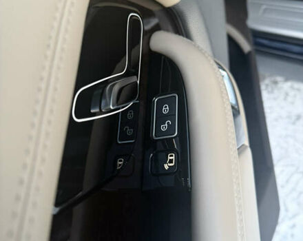 Синий Ленд Ровер Рендж Ровер, объемом двигателя 3 л и пробегом 72 тыс. км за 49500 $, фото 18 на Automoto.ua