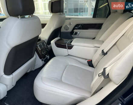 Синій Ленд Ровер Рендж Ровер, об'ємом двигуна 3 л та пробігом 59 тис. км за 79000 $, фото 30 на Automoto.ua