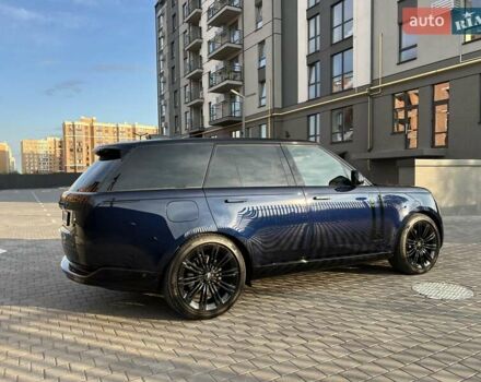 Ленд Ровер Рендж Ровер 2022 у Києві на Automoto.ua Синій Ленд Ровер Рендж Ровер, об'ємом двигуна 3 л та пробігом 44 тис. км за 142000 $, фото 5 на Automoto.ua
