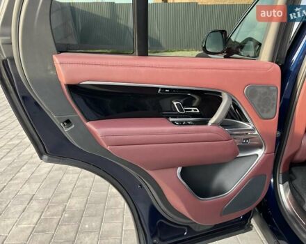 Ленд Ровер Рендж Ровер 2022 у Києві на Automoto.ua Синій Ленд Ровер Рендж Ровер, об'ємом двигуна 3 л та пробігом 44 тис. км за 142000 $, фото 19 на Automoto.ua