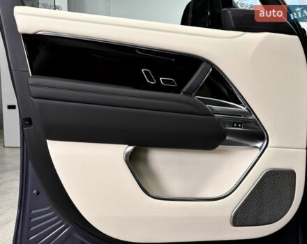 Синій Ленд Ровер Рендж Ровер, об'ємом двигуна 3 л та пробігом 32 тис. км за 191500 $, фото 19 на Automoto.ua