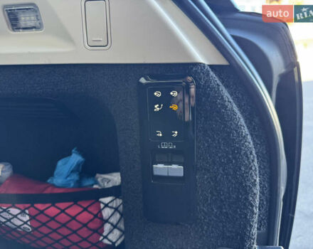 Синий Ленд Ровер Рендж Ровер, объемом двигателя 4.39 л и пробегом 40 тыс. км за 175000 $, фото 22 на Automoto.ua