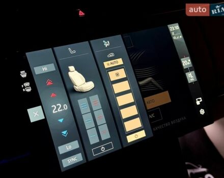 Синій Ленд Ровер Рендж Ровер, об'ємом двигуна 3 л та пробігом 32 тис. км за 191500 $, фото 44 на Automoto.ua