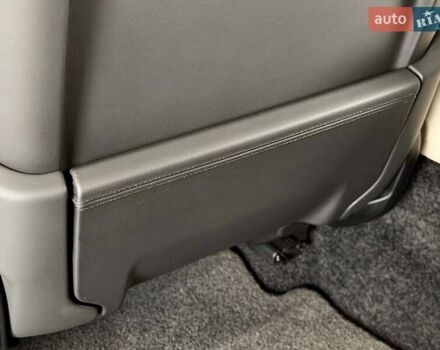 Синій Ленд Ровер Рендж Ровер, об'ємом двигуна 3 л та пробігом 32 тис. км за 193000 $, фото 70 на Automoto.ua